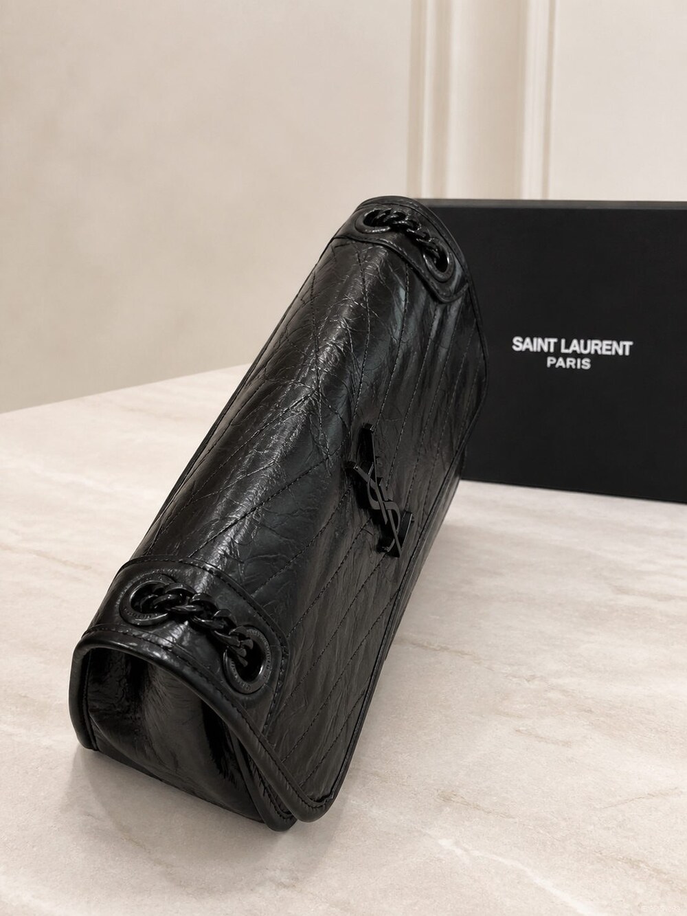 Yves Saint Laurent Niki Medium Black Leather Shoulder Bag - Picture 3 of 5